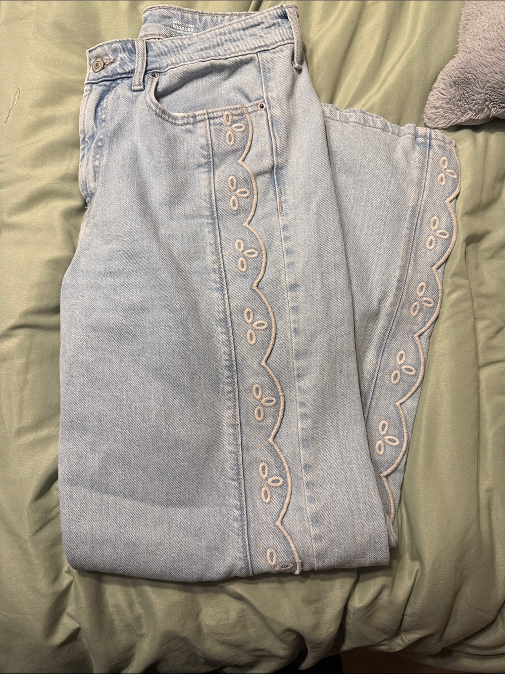 Old Navy Light Blue Embroidered wide leg Jeans